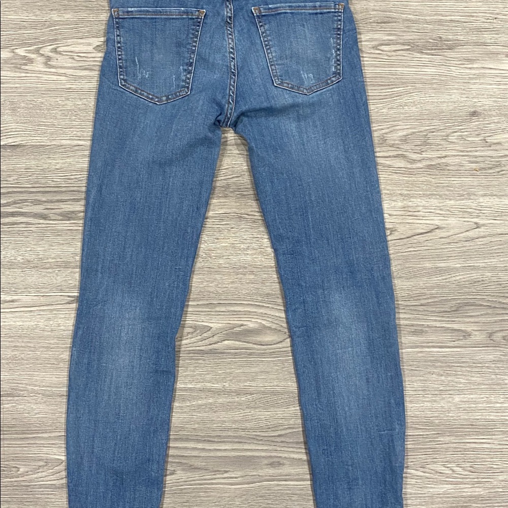 Zara, Light wash Denim - Picture 5 of 6